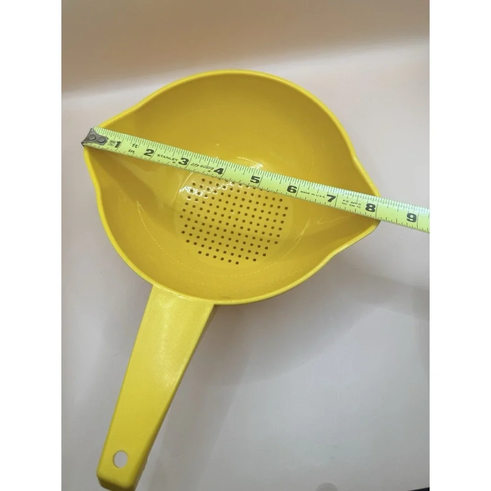 Vtg‎ Colander Strainer Yellow Tupperware Small 1 Qt Double Spout 1 Handle 1200